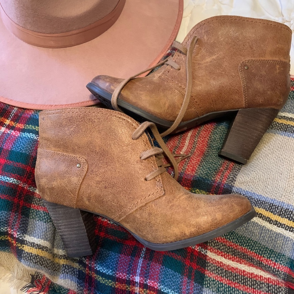 Clark boots